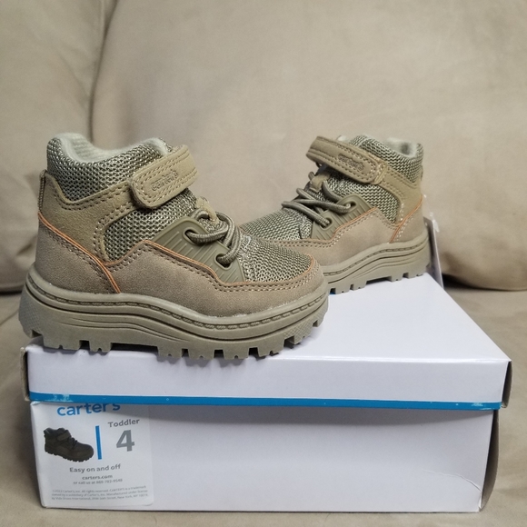 Carters Inigo Toddler Boy Sz 4 Outdoor Hiking boots Khaki NWT - Picture 10 of 11